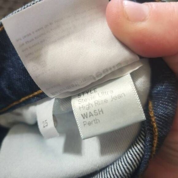 Reformation Stevie Ultra High Rise jeans in Perth wash sz 25 - Picture 5 of 5